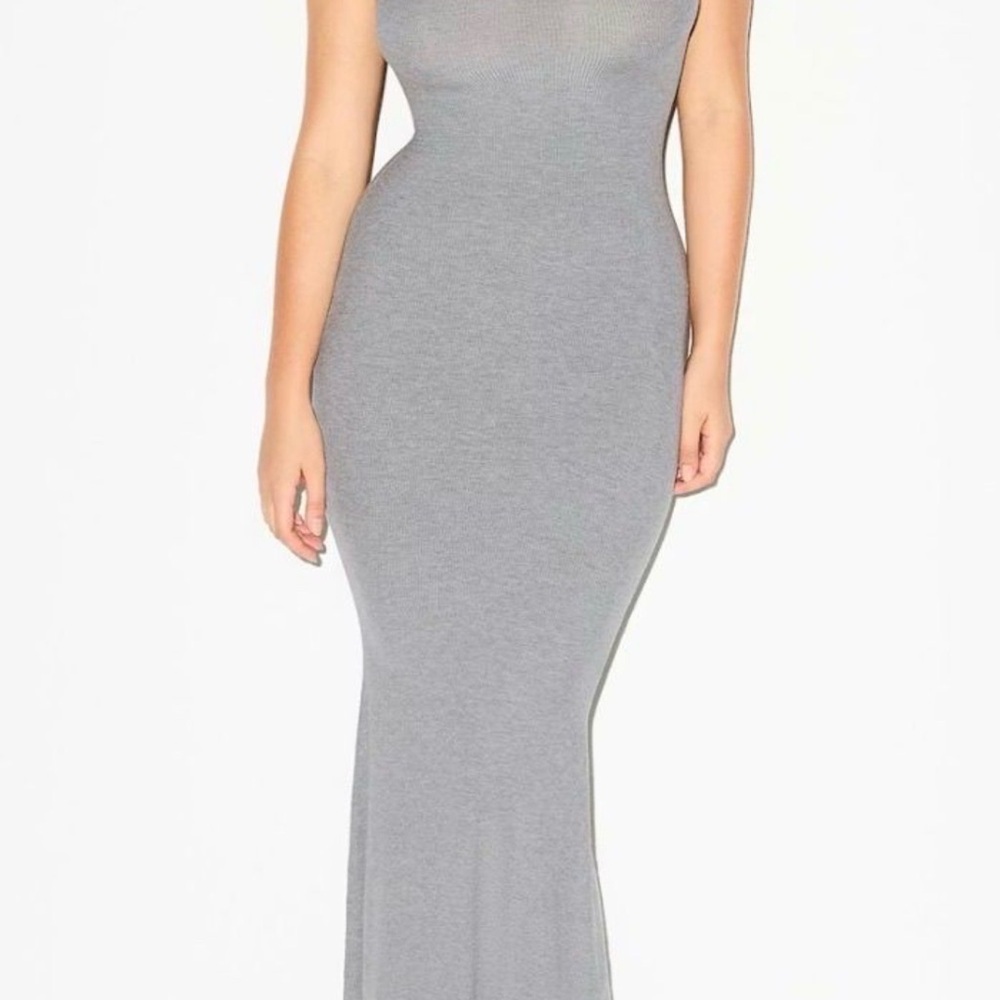 Skims Sleek Grey Bodycon Maxi Dress - Women's